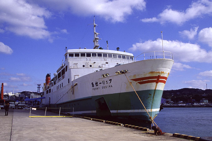 tanegashima002_ferry.jpg (69753 oCg)